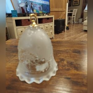 Mikasa Holiday Bell Frosted Santa in Sleigh w/ Reindeer 5" Tall 4" Wide Germany